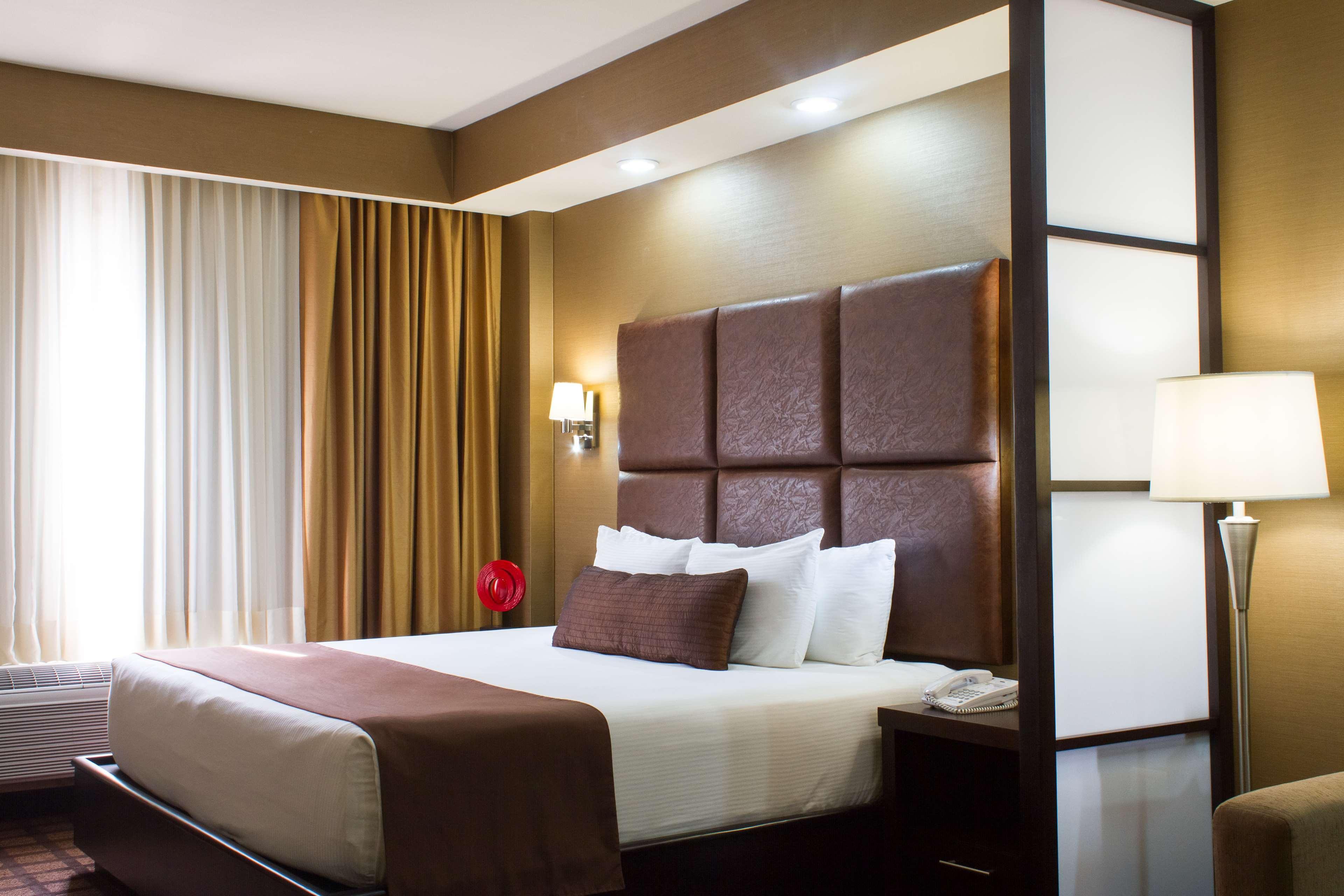 Best Western Premier Monterrey Aeropuerto Apodaca Zewnętrze zdjęcie A typical hotel room