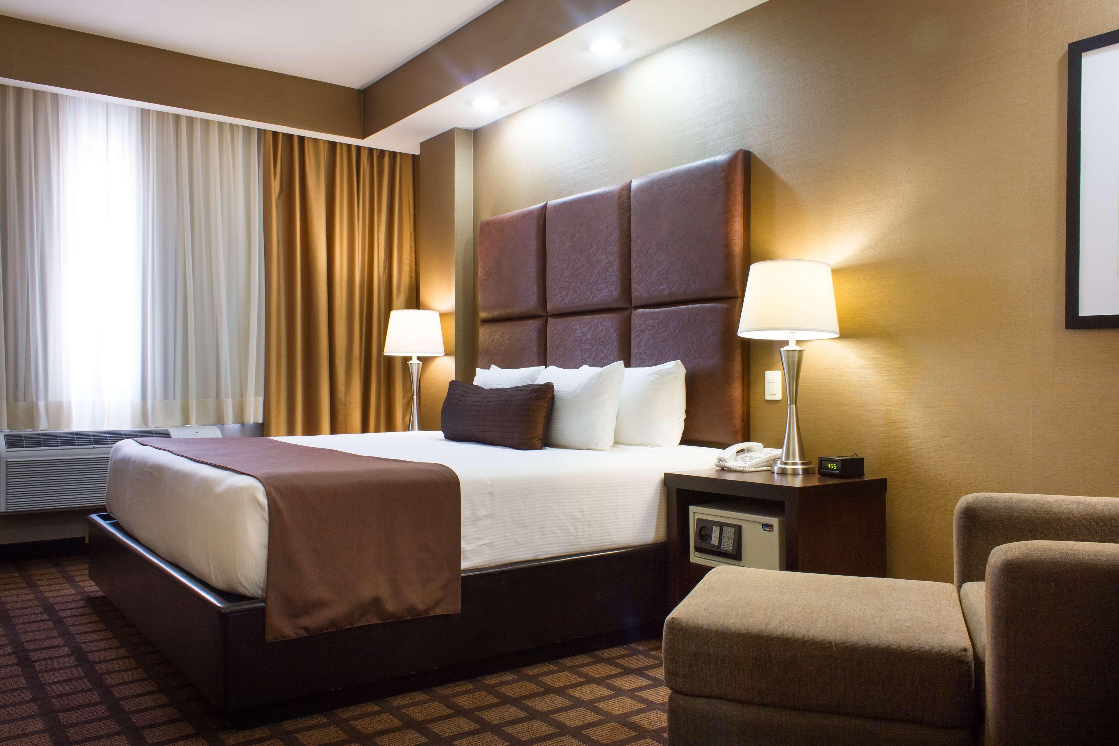 Best Western Premier Monterrey Aeropuerto Apodaca Zewnętrze zdjęcie A typical hotel room