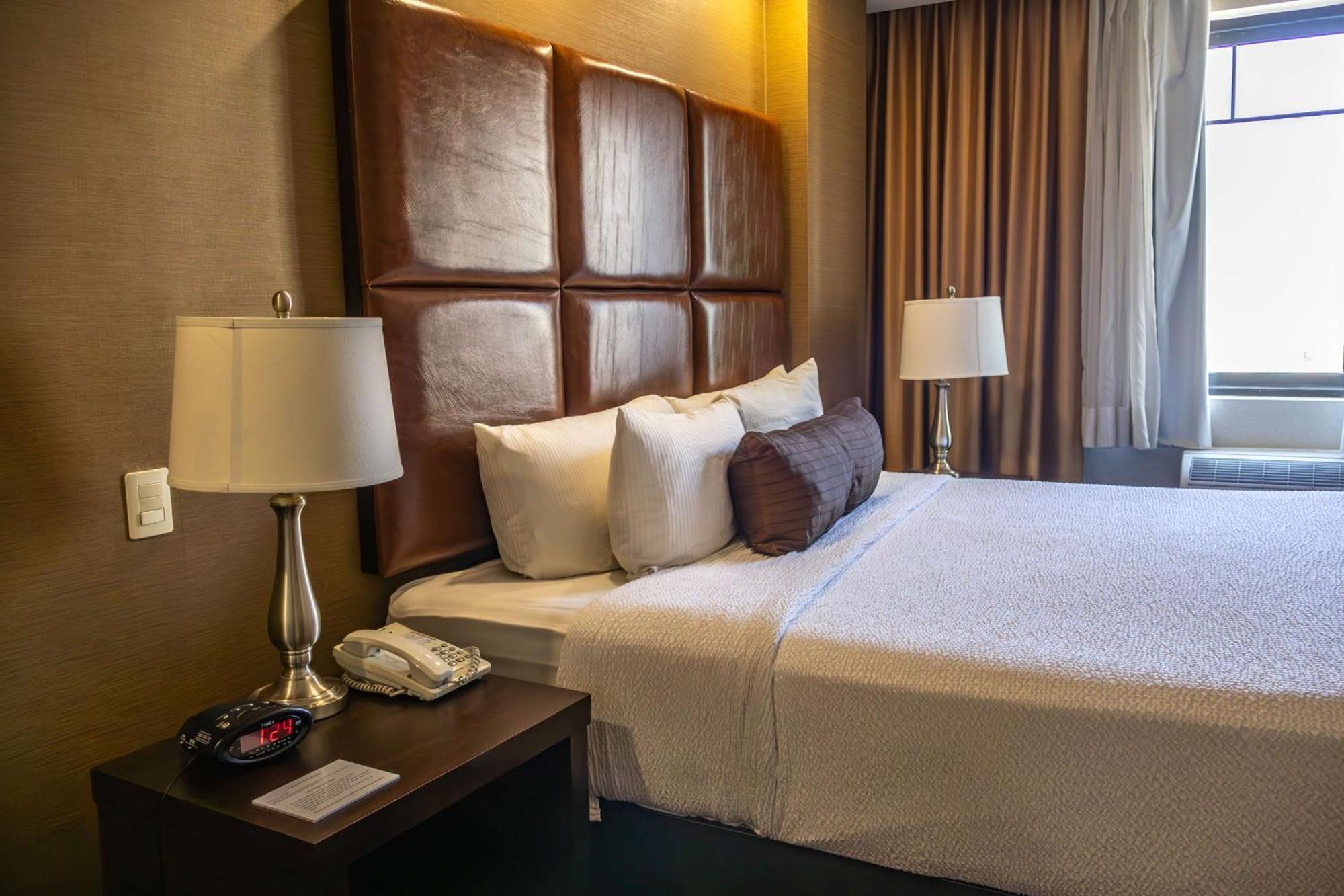 Best Western Premier Monterrey Aeropuerto Apodaca Zewnętrze zdjęcie A room at the hotel