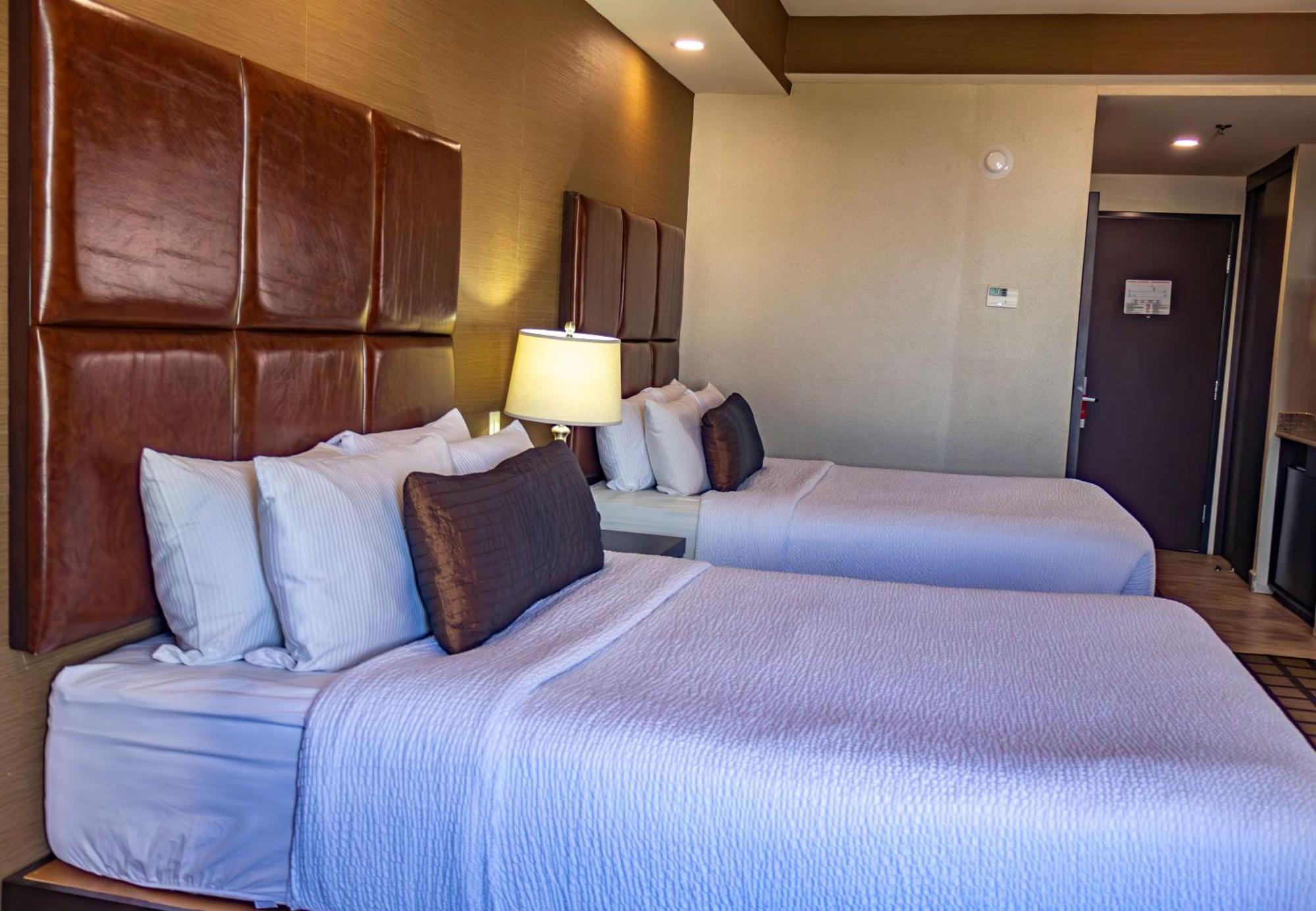 Best Western Premier Monterrey Aeropuerto Apodaca Zewnętrze zdjęcie A room at the hotel